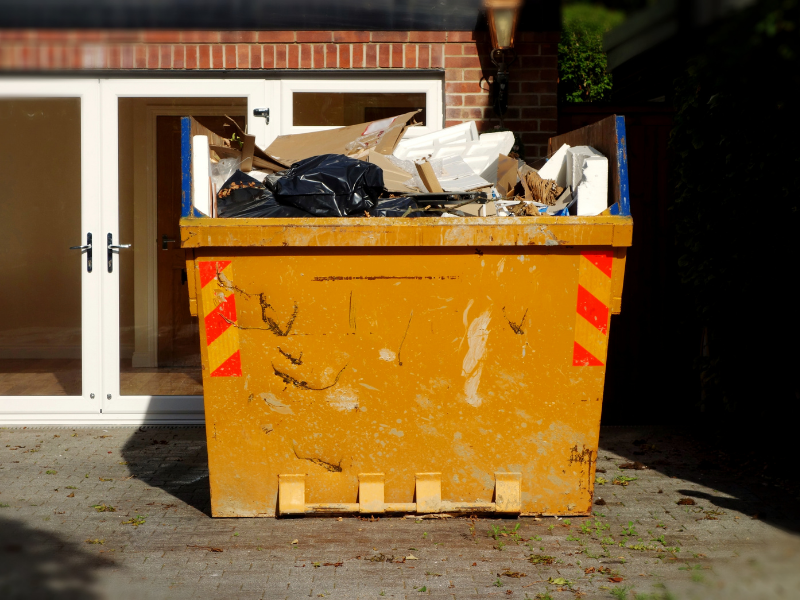 Débarras, succession et vide maison avec un interlocuteur unique