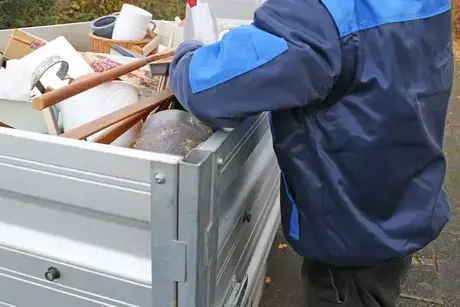 entreprise vide maison à Brissac - image 3